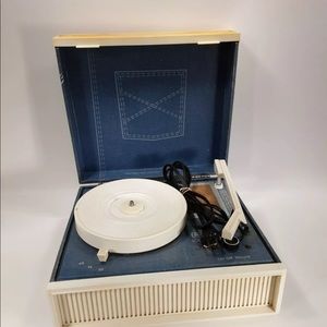 Vintage 1970s demon record player